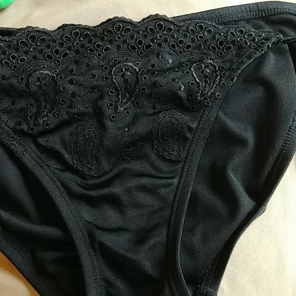 Swim suit! - Picture 3 of 3